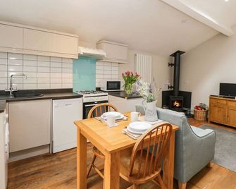 Bower Coach House - Martock - Essbereich