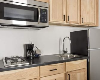 Across from Leech Lake! - Walker - Kitchen