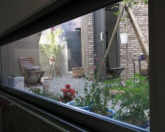 Inside Busan Hostel - Busán - Balcón