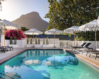 One Kensington Boutique Hotel - קייפ טאון - בריכה