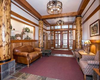 Comfortable Ski-In/Ski-Out Hotel Style Room - Whitefish - Living room