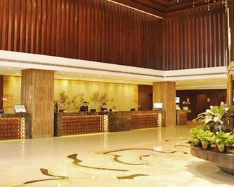 Golden Eagle Summit Hotel Kunming - Kunming