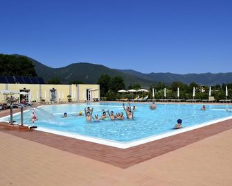 Eden Park Resort - Pisa - Piscina
