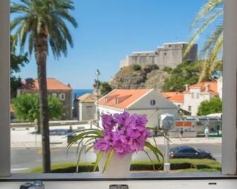 Tomato Old Town Entrance - Dubrovnik - Balkon