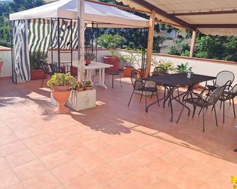 Al Terrazzo - Regio de Calabria - Patio