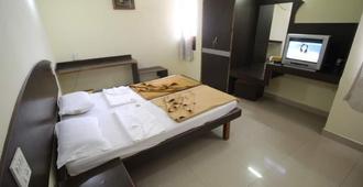 Narayana Comforts - Bengaluru - Bedroom