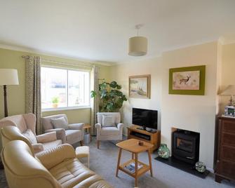 Woody View - Colyton - Living room