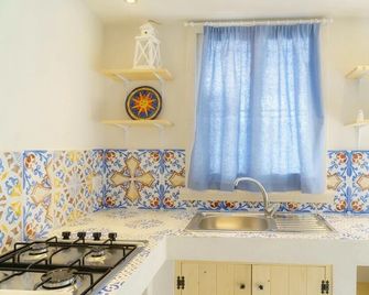 Residence Nonna Mariuccia - Mazara del Vallo - Kitchen