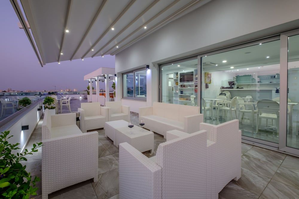 Art & Wine Boutique Hotel - Lárnaca