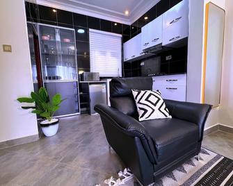 Tanzi Homes 1 Manzi - Mbarara - Living room