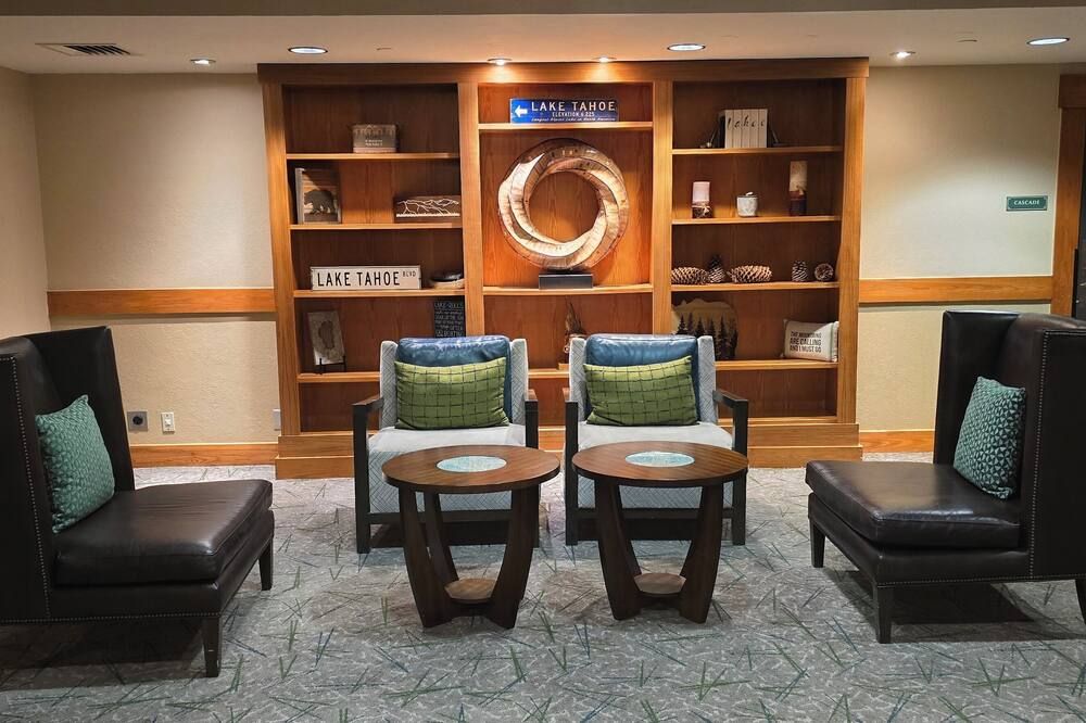 Grand Residence Club by Marriott, Lake Tahoe – 1 to 3 bedrooms & Pent - סאות' לייק טאהו - טרקלין