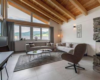 Lovely ski in-ski out chalet with a play area - Sankt Lambrecht - Living room