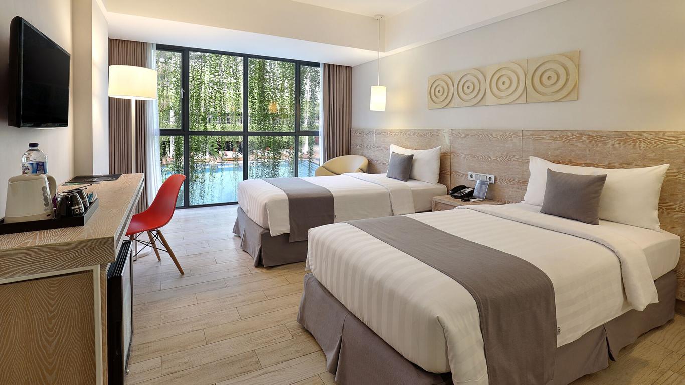 Hotel Neo + Kuta Legian