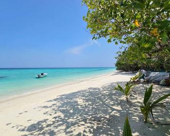 Kuri Himandhoo Inn - Himandhoo - Playa
