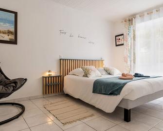 Gîte Indépendant au Calme avec Jardin et Wifi, à 12 km des Plages - FR-1-306-1287 - Villeneuve-en-Retz - Bedroom