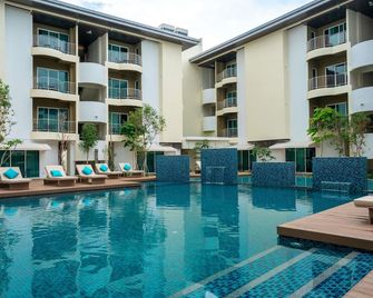 Mercure Langkawi Pantai Cenang - Langkawi - Piscine
