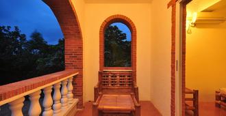 Amihan-Home - Boracay - Balcony