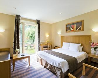 Auberge Du Moulin Marin - Lapalisse - Schlafzimmer
