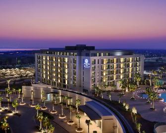 DoubleTree by Hilton Abu Dhabi Yas Island Residences - Abu Dabi - Edificio