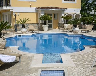 Resort Santangelo & Spa - Pimonte - Pool