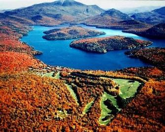 Family Friendly Lake Placid Condo at Prestigious Whiteface Club-Resort-Sleeps 6 - Lake Placid