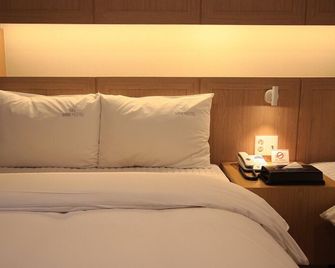 141 Mini Hotel - Gyeongju - Soveværelse