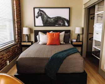 William Forrest Suite Newly Renovated Suite! - Bardstown - Bedroom
