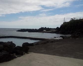 Calm And Rest Combined With Well-Being With Great Views Of The Mountain And Sea - Madalena - Plage