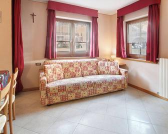 Loredana - Al Bait Da Santin - Livigno - Huiskamer