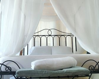 Blanc Blue 1924 Boutique Hotel - Havana - Bedroom