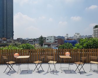 Seoul Forest Stay - Hostel - Seoul - Balcony