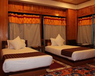 Hotel Kuenphen Norbuding - Wangdue Phodrang - Habitación