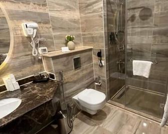 Tolip Olympic International City - New Cairo - Bathroom