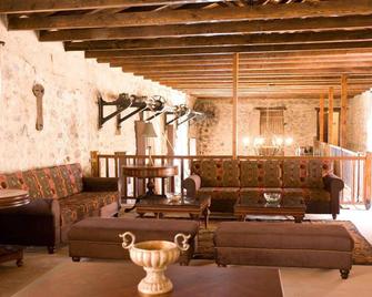 Semantron Traditional Village - Diakopto - Lounge