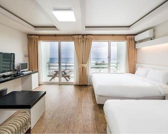 Dawoo Resortel - Gangneung - Habitación