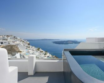Istoria, a Member of Design Hotels - Agios Georgios - Спальня