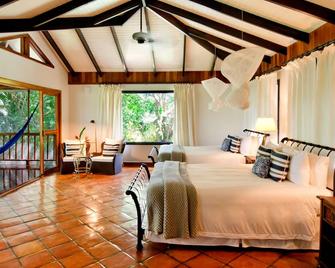 Double Queen Suite, a relaxation in the heart of the jungle - Punta Gorda - Bedroom