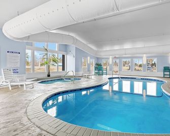 Upper Gull Lake Queen · Gull Lake Chain Collection - Nisswa - Piscina