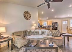 Home with Fire Pit and Gas Grill Less Than 3 Mi to Lakes! - Woodruff - Living room