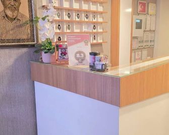 Hotel Altug - Isparta - Rezeption