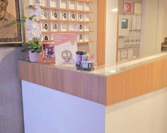 Hotel Altug - Isparta - Front desk