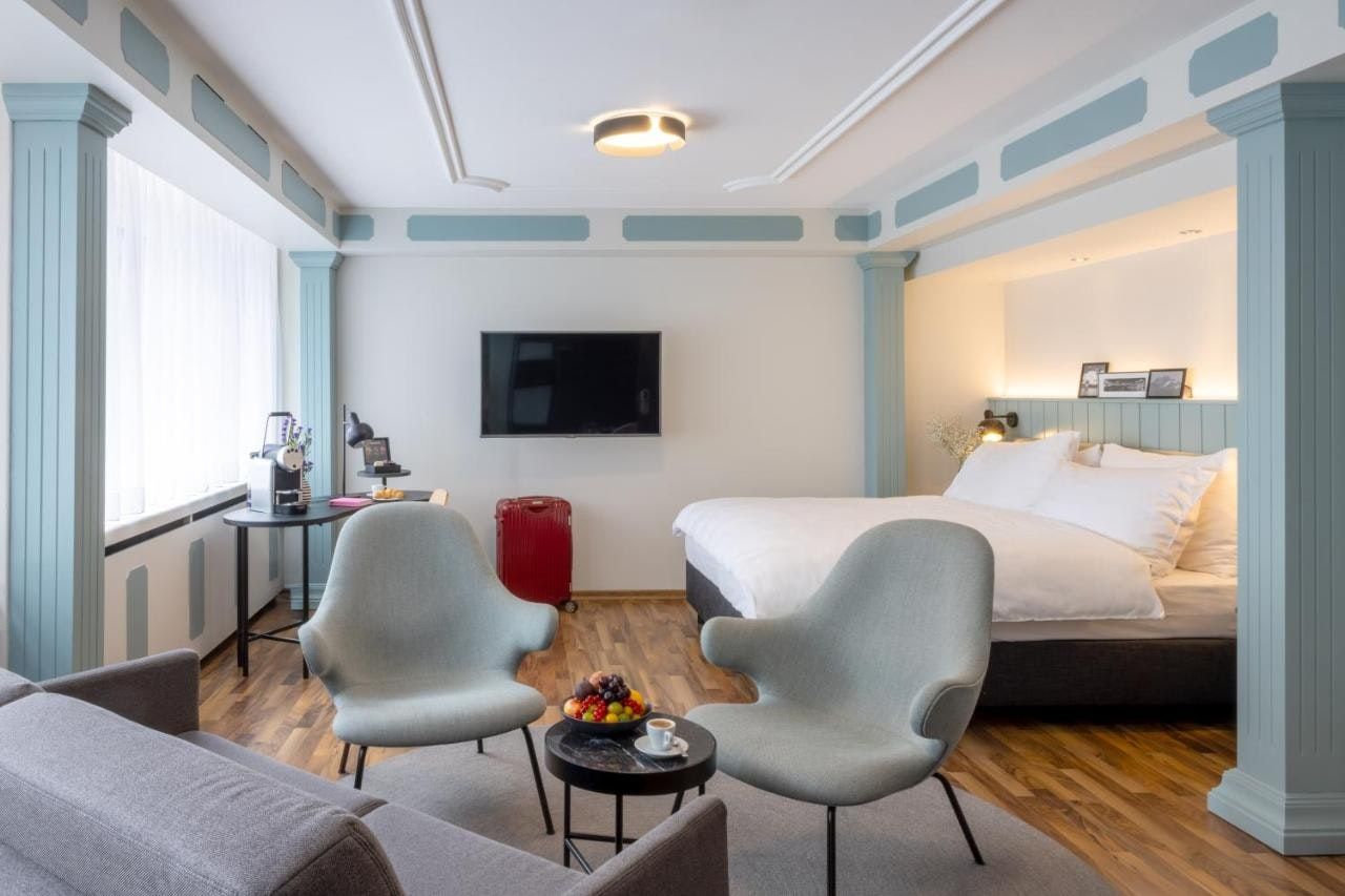 فندق لوتزيرنرهوف - لوسرن - غرفة نوم