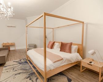 Essenwood House - Durban - Bedroom