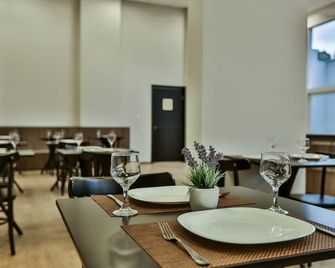 سليم كويابا أيروبورتو - كويابا - مطعم