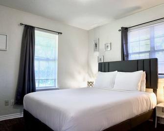Budget Okc Studio Near Zoo & Science Museum #tb - Oklahoma City - Bedroom