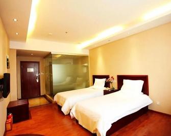 GreenTree Inn Guangzhou Panyu Bus Station Business Hotel - Guangzhou