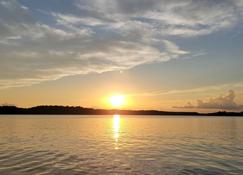 Family Vaca walk path to Barren River Lake. Kayak/Canoes/dock - Scottsville - Outdoor view