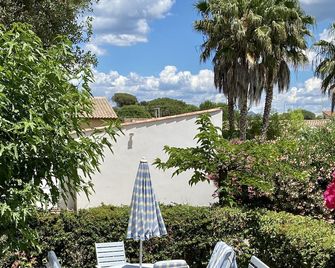 Chambres d'Hôtes Le Mas du Bijou Bleu - Puget-sur-Argens - Extérieur