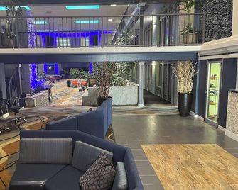Motel 6 Duluth, Ga - Atlanta - Gwinnett Place - דולות' - לובי