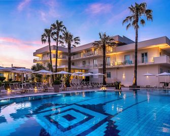 Hotel Olimpico - Pontecagnano Faiano - Zwembad